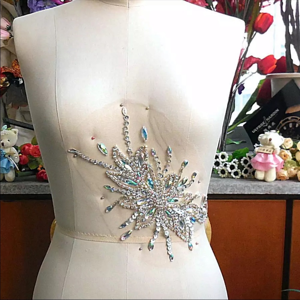 Rhinestone sew on appliqué